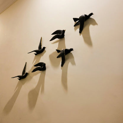 Freedom in Flight – 6-Piece Handcrafted Matte Black Resin Bird Wall Art Set – Elegant 3D Decor for Living Room, Bedroom & Entryway